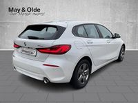 Gebraucht BMW 118 Advantage 150 PS (110 kW) 2023 Weiss Kleinwagen