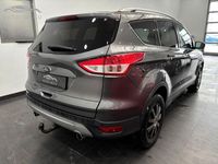 Gebraucht Ford Kuga Trend 140 PS (102 kW) 2014 Rot SUV