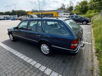 Gebraucht Mercedes E200 136 PS (100 kW) 1996 Blau Kombi