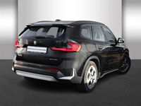 Gebraucht BMW iX1 230 kW (313 PS) 2023 Schwarz uni SUV