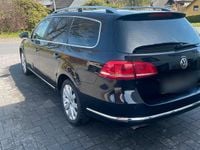 Usata VW Passat 140 CV (102 kW) 2011 Nero Station wagon