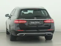 Second-hand Mercedes E300 Avantgarde 194 CP (142 kW) 2023 Negru Break