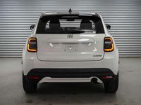 Neu Fiat 600 101 PS (74 kW) 2025 Gelato weiß Limousine