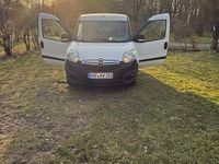 Gebraucht Opel Combo Selection 105 PS (77 kW) 2012 Weiß Van / Kleinbus