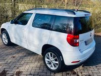 Gebraucht Skoda Yeti Active 110 PS (80 kW) 2017 Weiß SUV