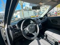 Gebraucht Skoda Fabia 60 PS (44 kW) 2014 Weiß Limousine