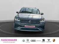 Gebraucht VW Tiguan Allspace Elegance 200 PS (147 kW) 2024 Grau SUV