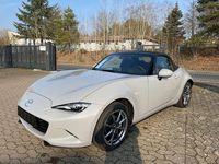 Neu Mazda MX5 Exclusive-Line 132 PS (97 kW) 2025 Grau Cabrio