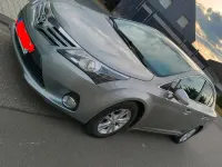 Gebraucht Toyota Avensis 147 PS (108 kW) 2012 Silber Limousine