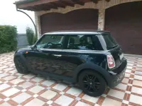 Gebraucht Mini ONE 98 PS (72 kW) 2011 Schwarz Kleinwagen