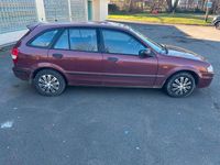Gebraucht Mazda 323F 88 PS (64 kW) 2000 Rot Kleinwagen