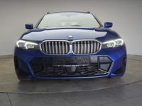 Gebraucht BMW 320 M Sport 184 PS (135 kW) 2023 Portimao blau Kombi