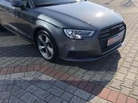 Gebraucht Audi A3 Sport 150 PS (110 kW) 2018 Grau Limousine