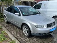 Używany Audi A4 131 KM (96 kW) 2001 Srebrny Sedan/Limuzyna