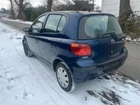Gebraucht Toyota Yaris 65 PS (47 kW) 2003 Blau Kleinwagen