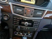 Gebraucht Mercedes E200 184 PS (135 kW) 2011 Silber Limousine