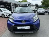 Gebraucht Toyota Aygo X X-plore 72 PS (52 kW) 2022 Juniper blue/black mica SUV