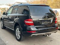 Gebraucht Mercedes ML300 204 PS (150 kW) 2010 Schwarz SUV