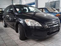 Gebraucht Kia Ceed Basis 109 PS (80 kW) 2009 Schwarz Kleinwagen