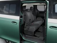 Neu VW ID. Buzz Comfortline 210 kW (286 PS) 2026 Candyweiß/bay leaf green metall Van / Kleinbus