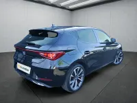 Usata Seat Leon 150 CV (110 kW) 2022 Nero Utilitaria