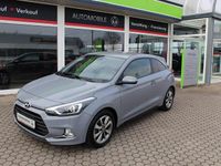 Gebraucht Hyundai i20 101 PS (74 kW) 2016 Grau Coupé