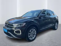 Second-hand VW T-Roc Style 150 CP (110 kW) 2023 Negru SUV