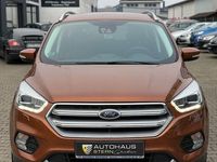 Gebraucht Ford Kuga Titanium 175 PS (128 kW) 2018 Gold SUV