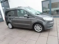 Używany Ford Tourneo Courier Titanium 101 KM (74 kW) 2015 Szary Minivan