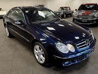 Gebraucht Mercedes CLK200 184 PS (135 kW) 2007 Blau Coupé