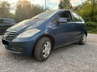 Gebraucht Mercedes A160 95 PS (69 kW) 2011 Blau Kleinwagen