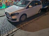 Gebraucht Mercedes B220 170 PS (125 kW) 2018 Weiß Van / Kleinbus