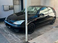 Gebraucht Ford Focus 75 PS (55 kW) 2002 Schwarz Kleinwagen