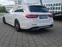 Gebraucht Mercedes E220 AMG line 194 PS (142 kW) 2017 Weiß Kombi