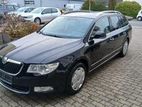 Używany Skoda Superb Elegance 140 KM (102 kW) 2013 Czarny Kombi