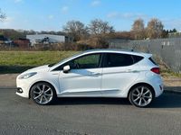 Gebraucht Ford Fiesta Vignale 101 PS (74 kW) 2018 Weiß Kleinwagen