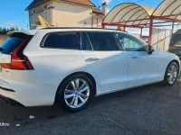 Gebraucht Volvo V60 190 PS (139 kW) 2018 Weiß Kombi