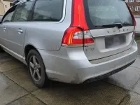 Second-hand Volvo V70 120 CP (88 kW) 2016 Argintiu Break