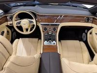 Gebraucht Bentley Continental 549 PS (403 kW) 2022 Rot Cabrio