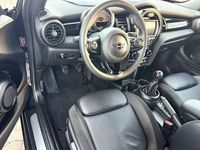 Używany Mini Cooper Chili 136 KM (100 kW) 2020 Czarny Hatchback