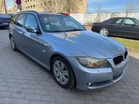 Gebraucht BMW 320 Comfort Edition 170 PS (125 kW) 2010 Blau Kombi