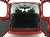 Gebraucht VW Caddy 116 PS (85 kW) 2024 Rot Van / Kleinbus