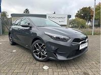 Neu Kia Ceed Style 140 PS (102 kW) 2025 Pentametal metallic (schwarz) Kleinwagen