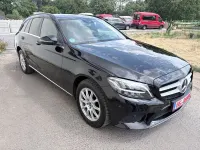 Gebraucht Mercedes C180 122 PS (89 kW) 2020 Schwarz Limousine