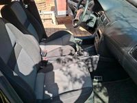 Second-hand VW Golf IV 101 CP (74 kW) 2004 Negru Break