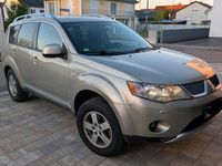 Gebraucht Mitsubishi Outlander 140 PS (102 kW) 2008 Beige SUV