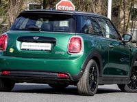 Gebraucht Mini Cooper SE Classic 135 kW (184 PS) 2023 Grün Kleinwagen