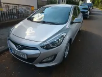 Gebraucht Hyundai i30 90 PS (66 kW) 2013 Silber Limousine