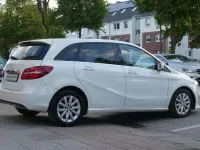 Gebraucht Mercedes B200 Style 156 PS (114 kW) 2017 Weiß Kleinwagen