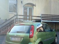 Gebraucht Ford Fiesta 75 PS (55 kW) 2005 Grün Kleinwagen